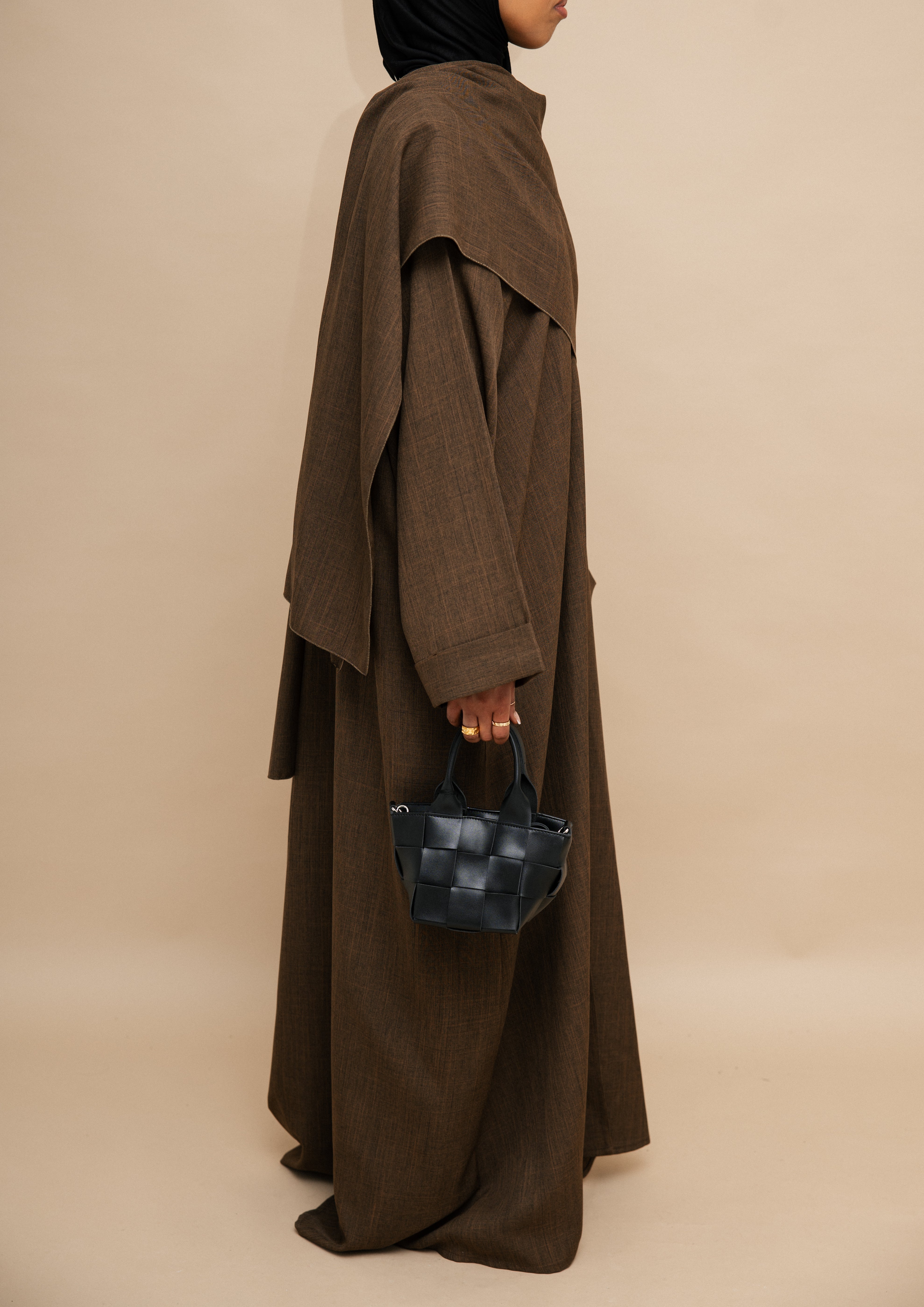 Mocha Closed Cloak